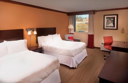 Downtown Asheville Hotel | Four Points by Sheraton Asheville Downtown