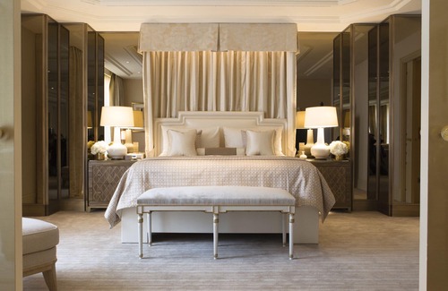 Champs-Elysees Otro | Four Seasons Hotel George V