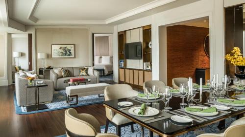 Cotai Hotel | Four Seasons Hotel Macao