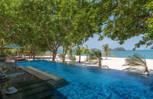 Air Hangat Complejo | Four Seasons Resort Langkawi