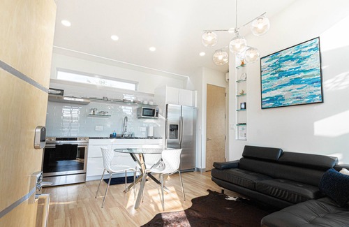 Aldrich Cabina | Retiro privado para parejas. Lujoso y moderno. Perfecto para una escapada tranquila.