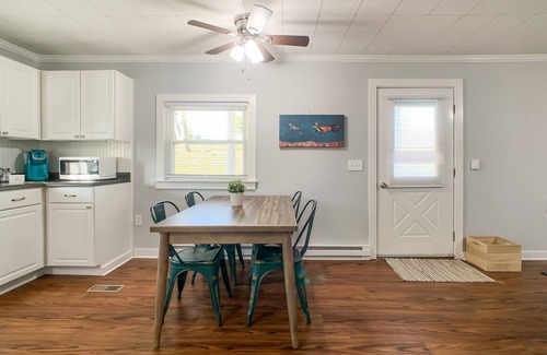 Villa Ridge Casa | Fox Haus near Purina, WashMo, I-44, Dog Friendly