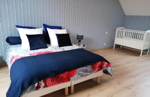La Chapelle-Saint-Martin-en-Plaine Casa | Le gîte d' Alice