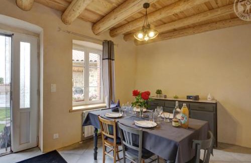 Saint-Hilaire-Cusson-la-Valmitte Casa | Maison rénovée 2019, idéale familles et amis, terrasse, proche ferme laitière - FR-1-496-206
