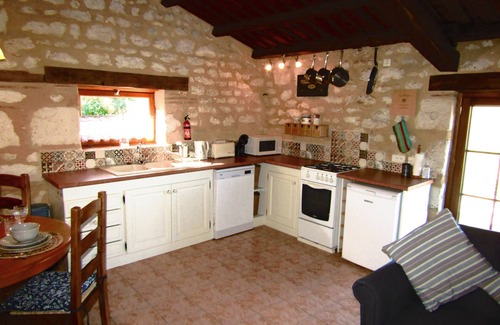 Sainte-Eulalie-d'Eymet Cabaña | Peaceful French gite in beautiful rural setting