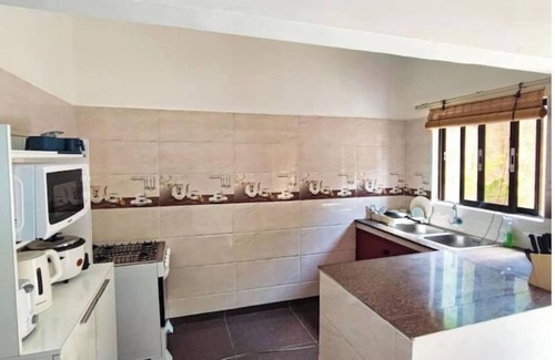Mahe Island Apartamento | FRANGIPANI by Yellow Petals
