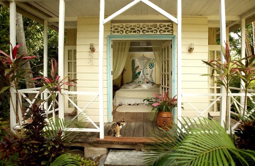 Bouvet Island Cabaña | Frangipani Cottage at Balenbouche Estate, on 70 acres of beachfront property