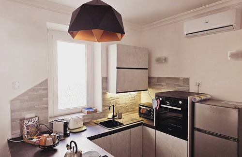 Frascati Apartamento | Frascati Fountain 3bdr Deluxe Apartment