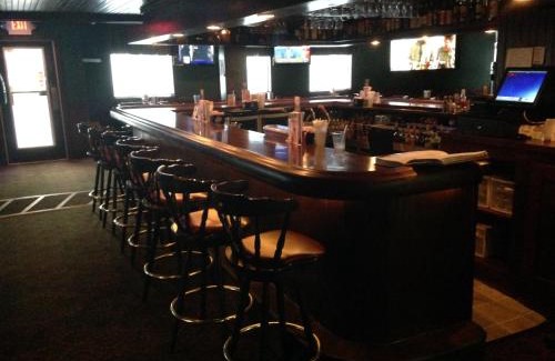 Norwich Hotel | Fred's Inn Restaurant & Lodging