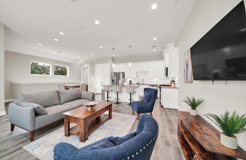 OST - South Union Apartamento | Heart of Houston Retreat Family Townhome by Museums & Parks