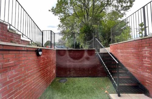 Salford Apartamento | FREE PARKING - Lovely 2-BR Flat near Salford Royal