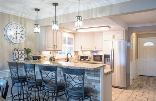 Albemarle Casa | Lake Tillery Main Channel Lakefront Home