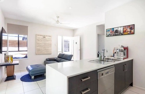 Byron Bay Casa | French Beach Bungalow (2br, pet-friendly)