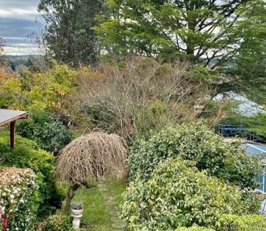 Moss Vale Apartamento | French Boutique Loft Apartment @Chapmans+breakfast