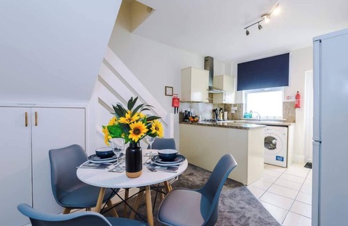 Chester Cabaña | Fresh house, amazing location, great for couples!