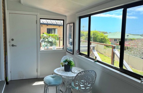 South West Rocks Casa | Freshly painted 4 bedroom home only a short drive into the heart of our CBD and our fabulous beache