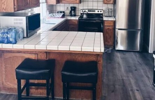 Turlock Casa | Freshly Remodeled Modern Home