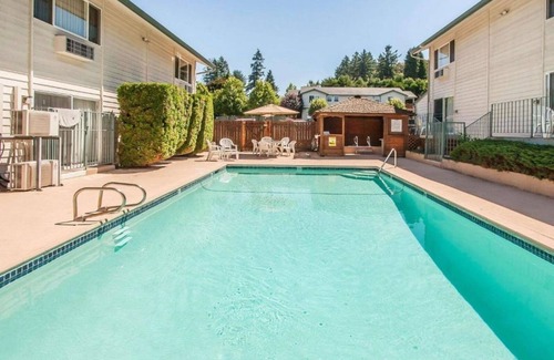 Hazel Dell South Casa | Friendly service and value in Vancouver, WA