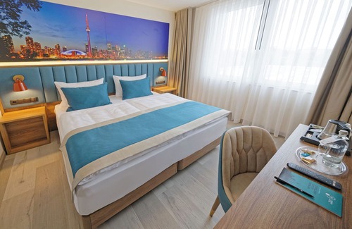 West Hotel | Friends Hotel Düsseldorf Airport