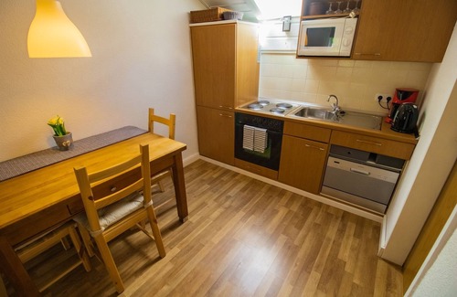Detern Apartamento | Friesenhaus - Ferienhof Am Birkensee, 55125