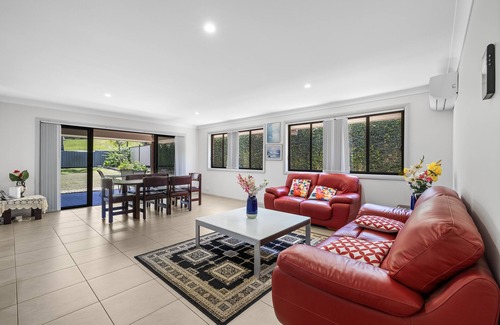 South West Rocks Casa | Fritzy's Oasis 7 Tallowwood