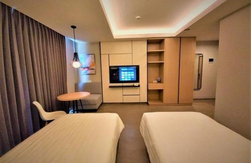 Tuban Sub-District Hotel | Front One King Hotel Tuban