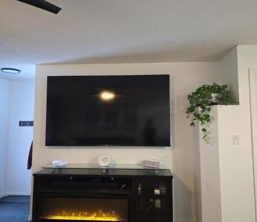 Regina Apartamento | Full House - Main Floor