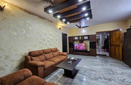 Kundapur Apartamento | Fully Airconditioned Uber Luxurious Holiday Home.