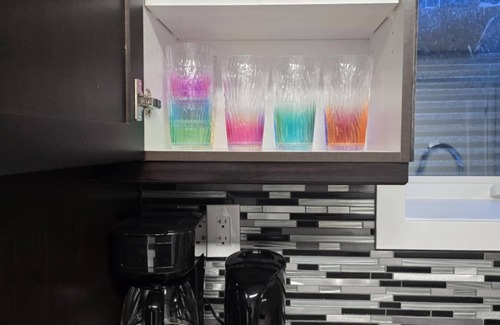 Regina Casa | Fully Furnished Basement Suite