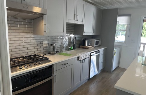 Old Greenwich Apartamento | Fully furnished summer rental in the heart of Old Greenwich