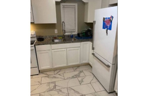 Fayetteville Casa | Fully Remodeled Cozy & Warm Home