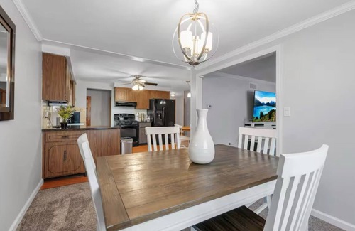 Rochester Casa | FUN, FAMILY, POOL, GAMING ROOM, FIREPIT Super close to everything! Pets friendly