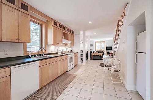 Sebago Casa | Fun family Sebago Lake get away