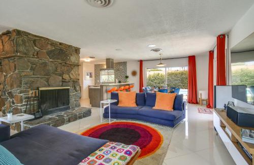 Palm Springs Casa | Funky Palm Springs Paradise Near Golf Courses