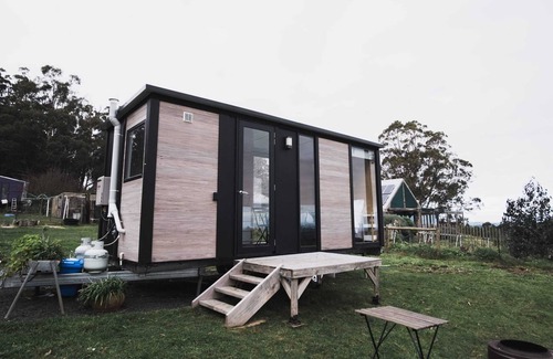 Mirboo North Casa | Funky Tiny Summary:E