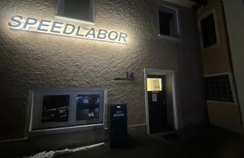 Winhoring Casa | Gästezimmer London im Werkmotel