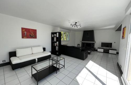 Villiers-Saint-Benoit Casa | Gîte à l’orée du pré