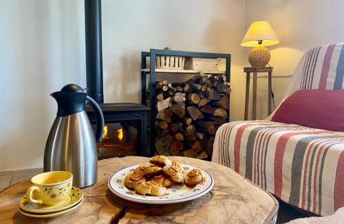 La Besseyre-Saint-Mary Casa | Gîte 10 pers avec 4 chambres et 3 salles d'eau, animaux admis - FR-1-582-94