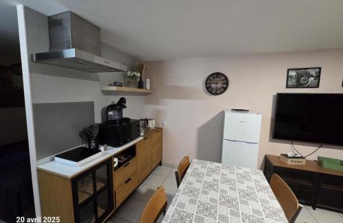 La Tardiere Apartamento | Gîte 2 adultes et 2 enfants à 30mn PuyduFou