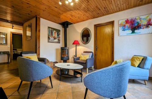 La Fagette Casa | Gîte avec terrasse privative et jardin fleuri à Saugues, tout inclus - FR-1-582-90