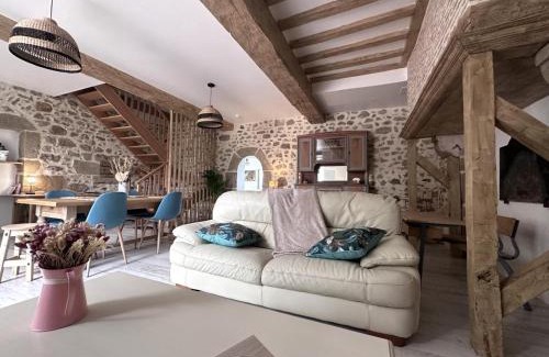 Rocles Casa | Gîte Beaucotray rénové 1840 avec jeux pour enfants, campagne paisible - FR-1-489-546