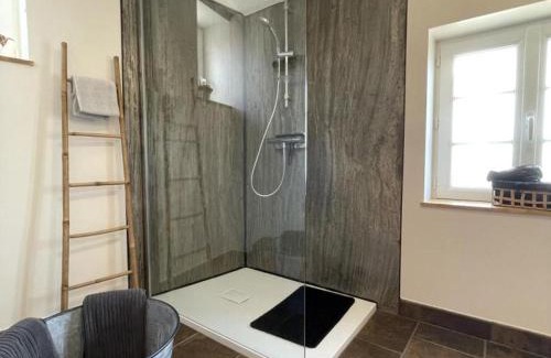 Louchy-Montfand Casa | Gîte chaleureux avec piscine et WiFi, près de Vichy - FR-1-489-444