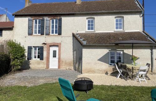 Louchy-Montfand Casa | Gîte chaleureux avec piscine et WiFi, près de Vichy - FR-1-489-444