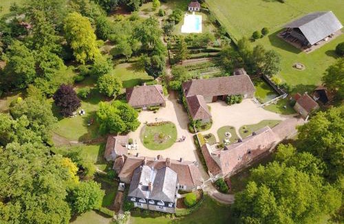 Maresche Casa | Gîte charmant avec piscine chauffée, tennis et jardin près de Beaumont-sur-Sarthe - FR-1-410-214