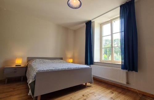 Luneville Casa | Gîte cosy face au parc des Bosquets, avec parking, terrasse et à deux pas du château de Lunéville - FR-1-584-293