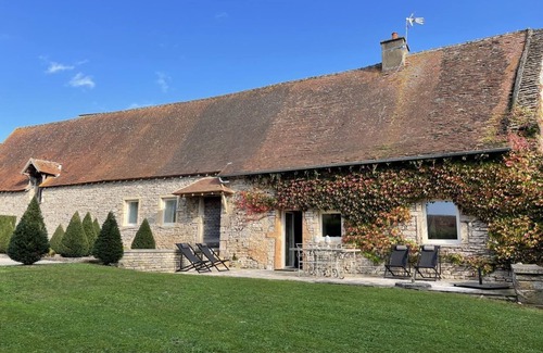 Fragnes Casa | Gîte du Prieuré de Saint-Hippolyte
