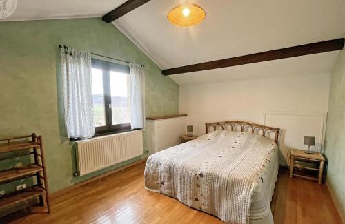 Saint-Christo-en-Jarez Casa | Gîte familial tout confort avec jardin, salle de jeux, garage et terrasse, près de Saint-Étienne - FR-1-496-204