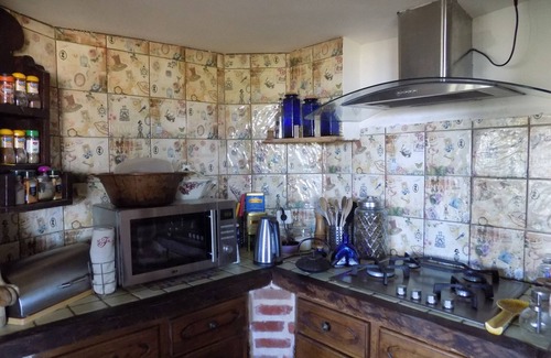 Brie Casa | Gîte for 2 to 6 people, 3500 l spa, swimming pool, boules pitch.