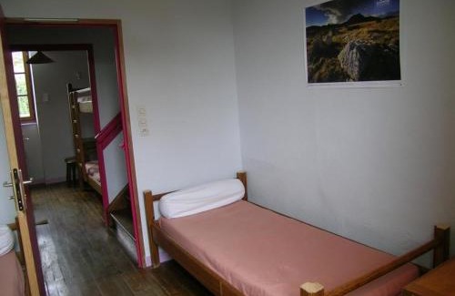 La Chabanne Casa | Gîte Le Saillant: Détente Montagne Bourbonnaise, Animaux admis, Jardin, jusqu'à 14 pers - FR-1-489-343