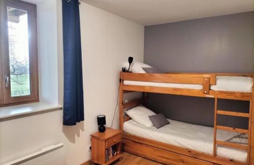 Saint-Leon Casa | Gîte nature au pied du Puy St Ambroise, 7 personnes - FR-1-489-440